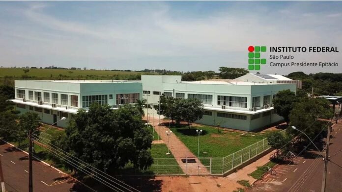 82e3bd7c-d9f5-439f-93d5-24f971f3f8b8