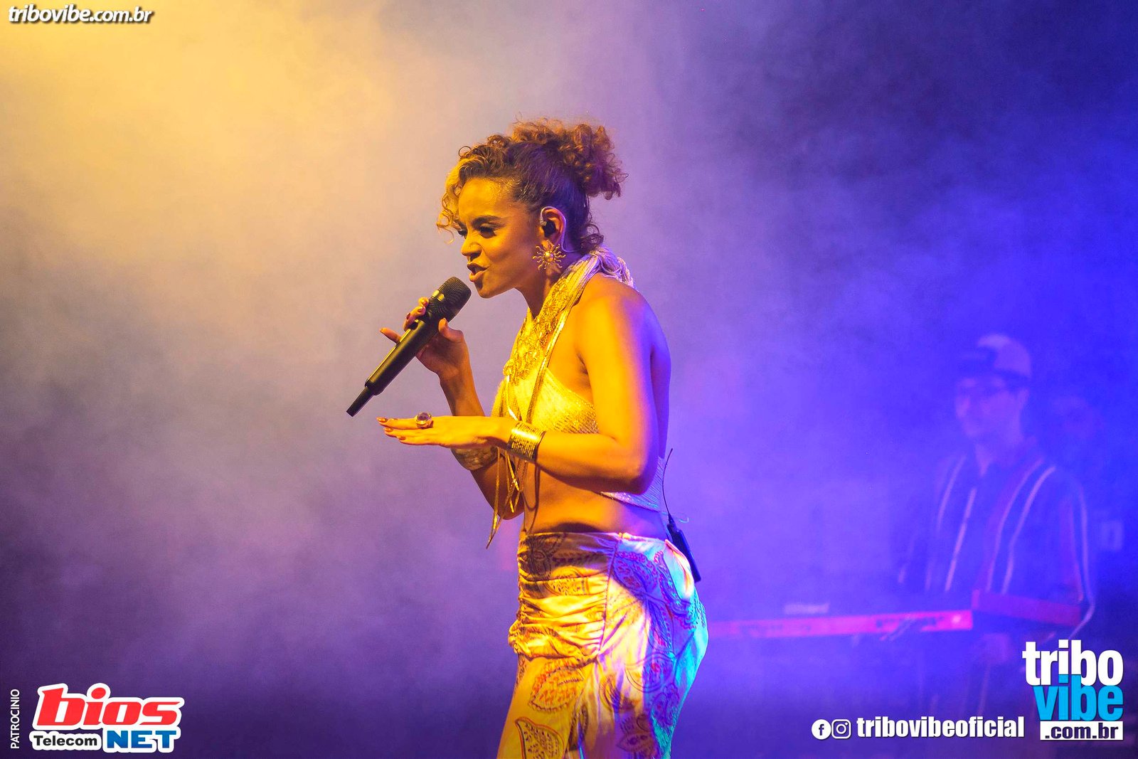 Sarah Roston encanta Presidente Epitácio com show marcante no Anfiteatro Municipal