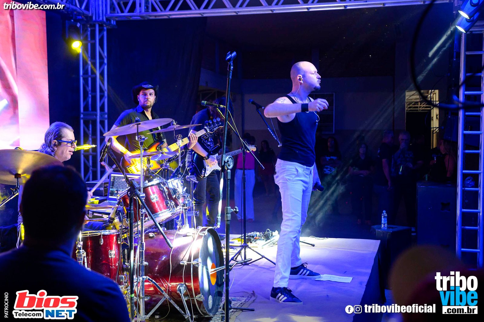 Túnel do Tempo – A Festa leva público ao delírio com clássicos do rock nacional em Presidente Epitácio